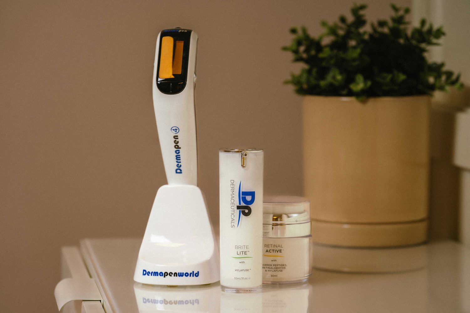 DermaPen 4 og Dermaceuticals-produkter