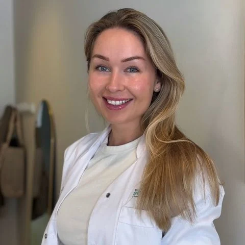 Julie Anne Waage