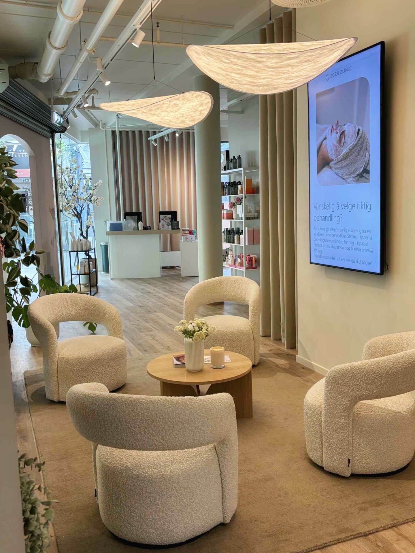 Eger Clinic Bekkestua — interiør