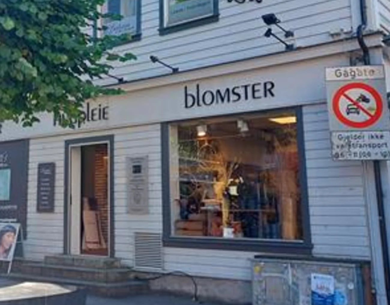 Inngangen til Kjersti&rsquo;s Hudpleie i Hollendergaten