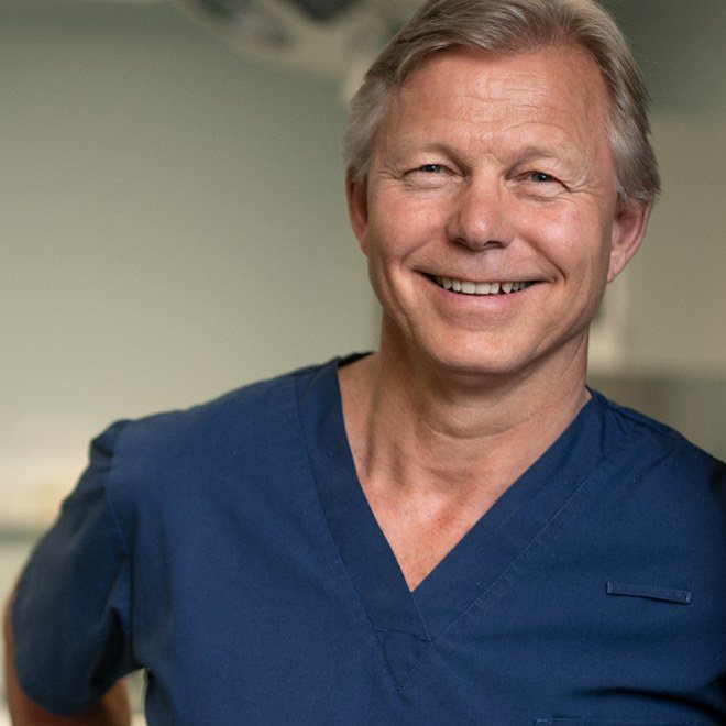 Morten H. Haug, Plastikkirurg og ansvarlig lege