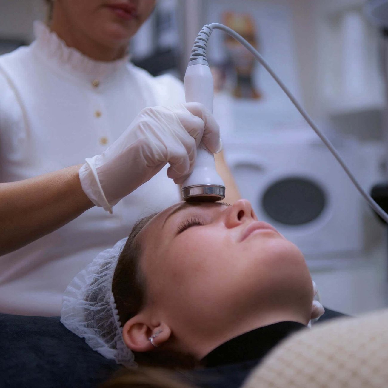 Ansiktsbehandling hos Sacha Aesthetic Clinic i Kristiansand